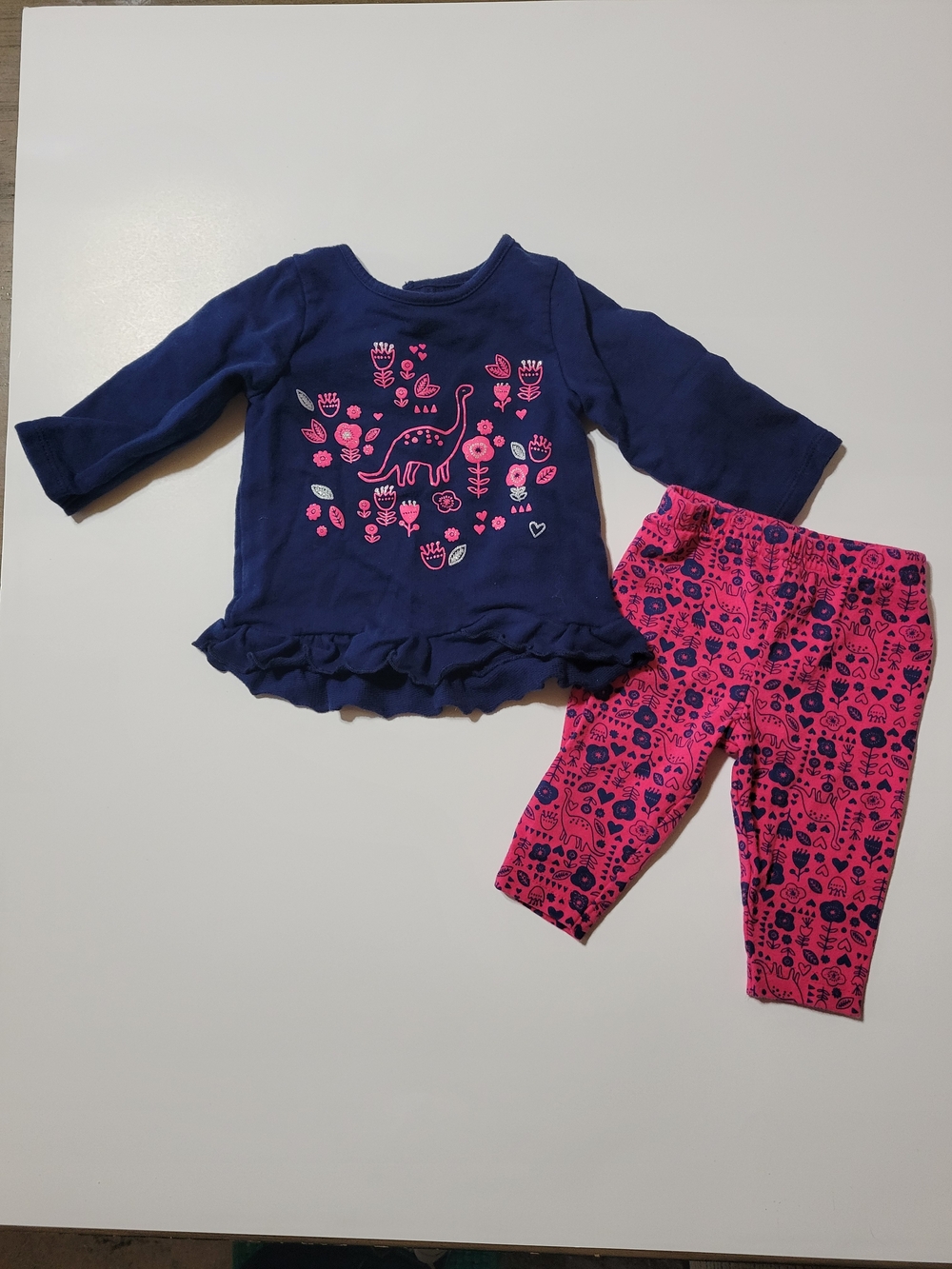 Child of Mine Carter’s Baby Girl Dino Outfit Set Top & Pants Pink Blue Size 0-3M
